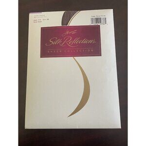 NOS Vintage Hanes Silk Reflections Sheer Collection 716 Size AB Town Taupe Nylon
